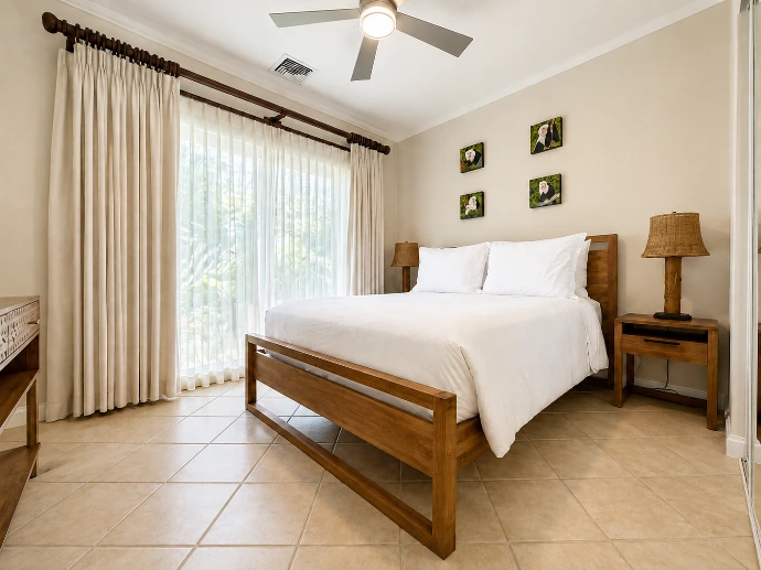 del-mar-4d-guest-bedroom-tropical-art-los-suenos